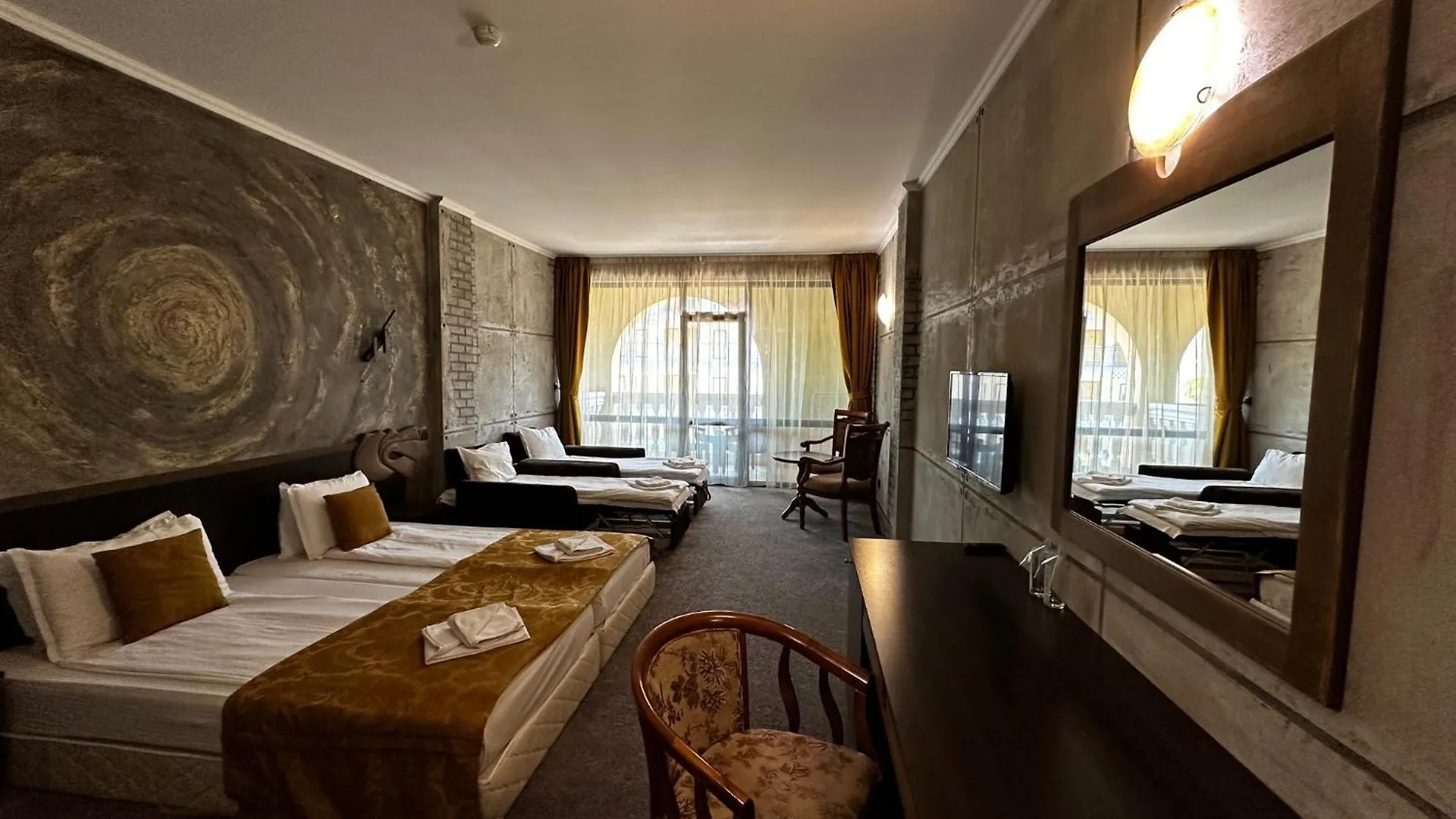 Babylon Hotel Slantchev Briag