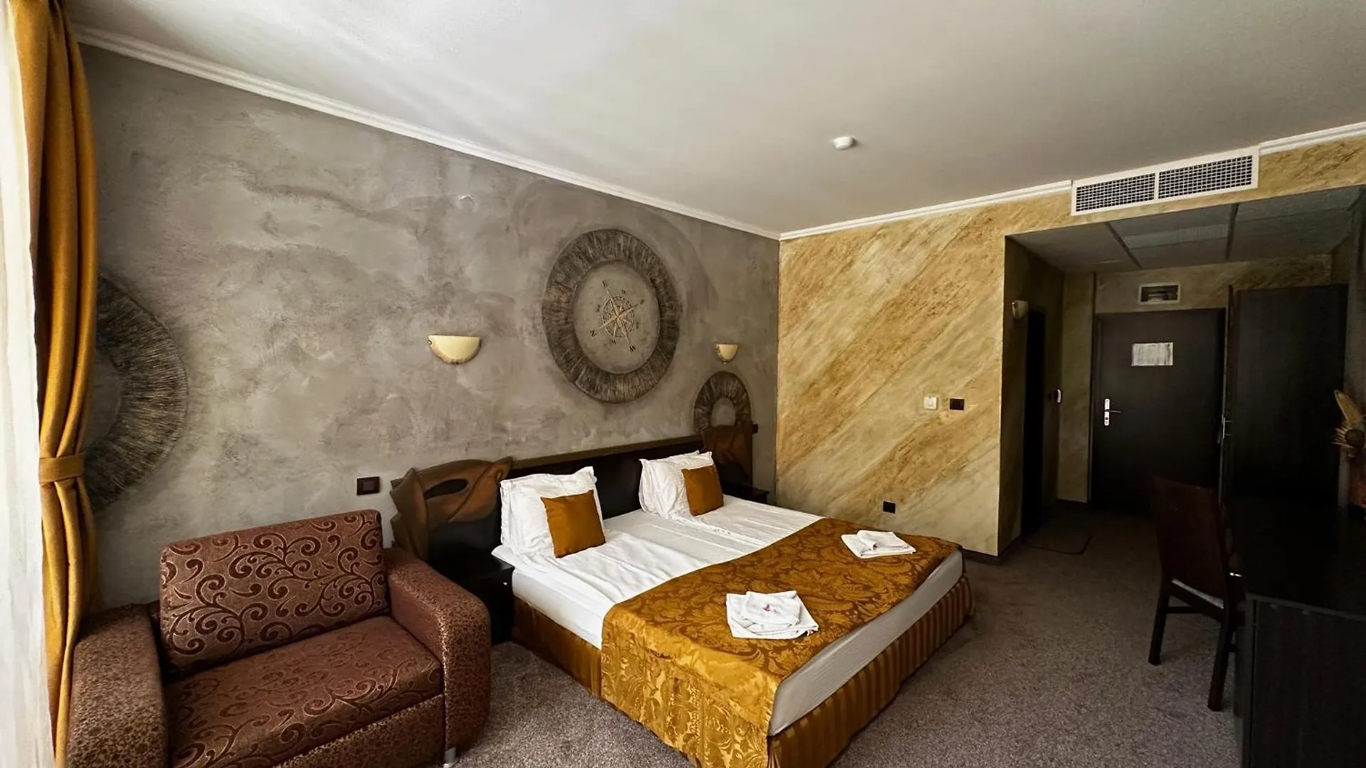 Babylon Hotel Slantchev Briag