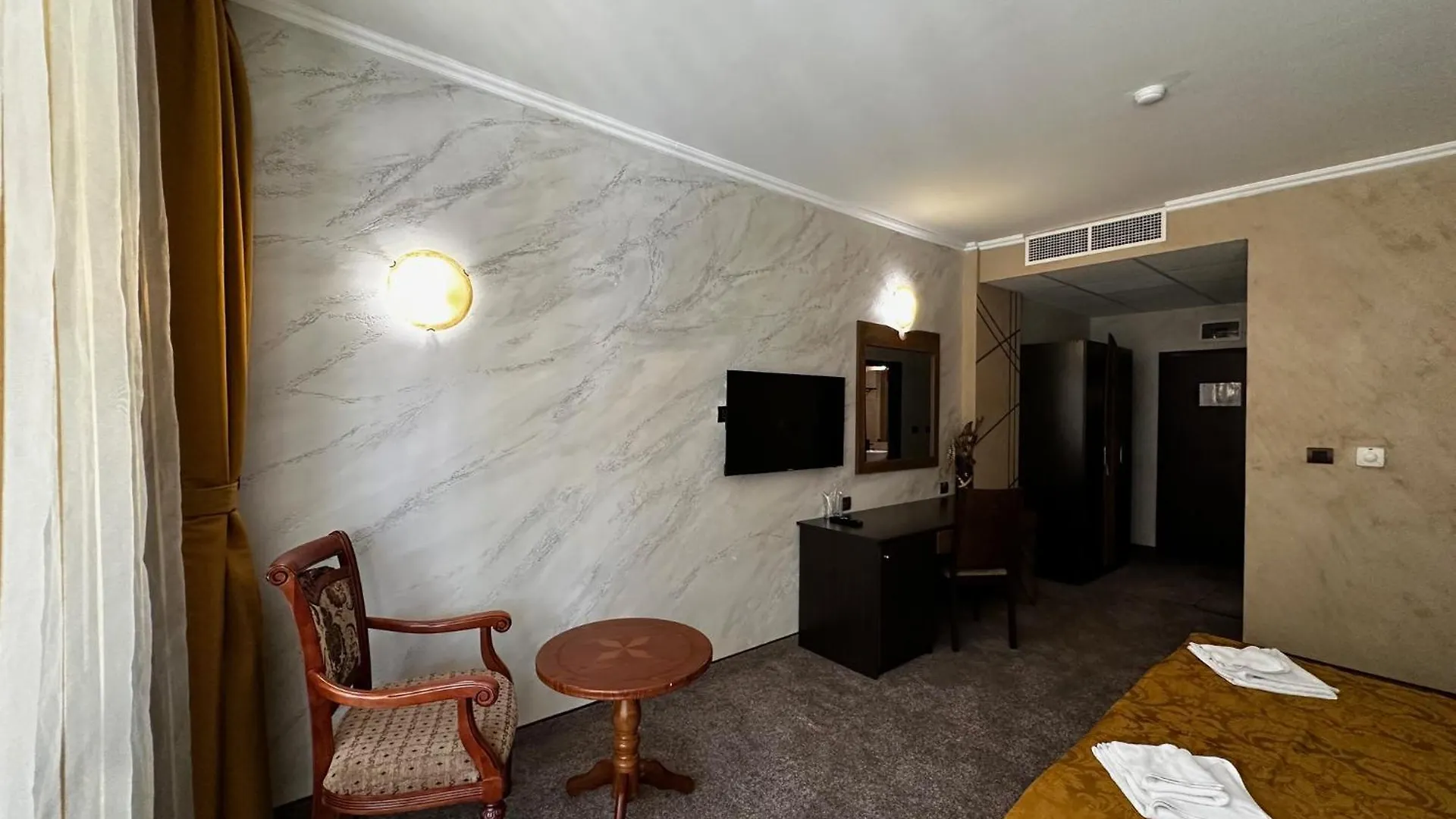 Babylon Hotel Slantchev Briag